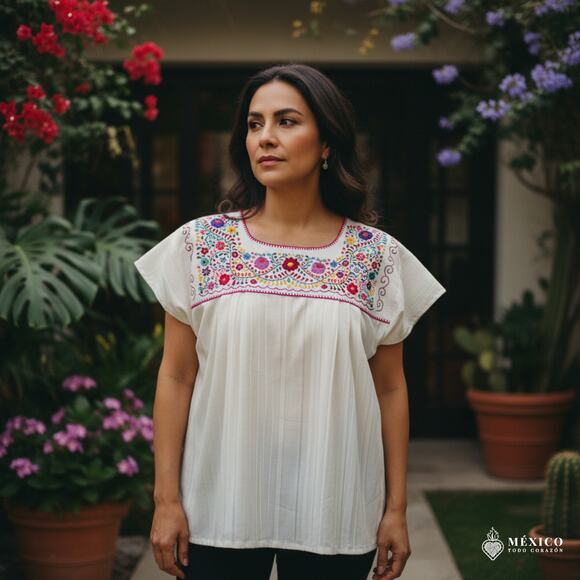 Mexican Embroidered Blouse – Handmade Otomi Floral & Design Large 28 X 23 IN - Picture 8 of 9